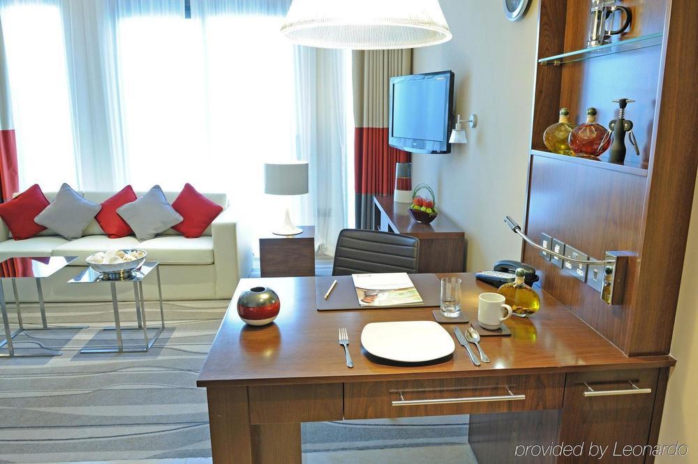 Staybridge Suites Yas Island Abu Dhabi By Ihg Стая снимка