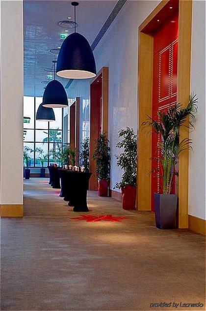 Staybridge Suites Yas Island Abu Dhabi By Ihg Интериор снимка