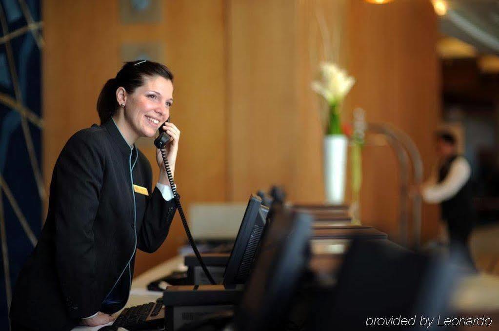 Staybridge Suites Yas Island Abu Dhabi By Ihg Интериор снимка