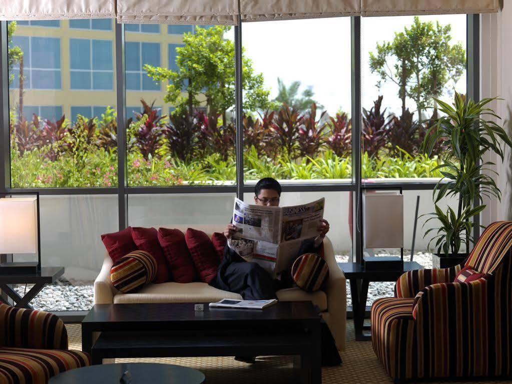 Staybridge Suites Yas Island Abu Dhabi By Ihg Екстериор снимка